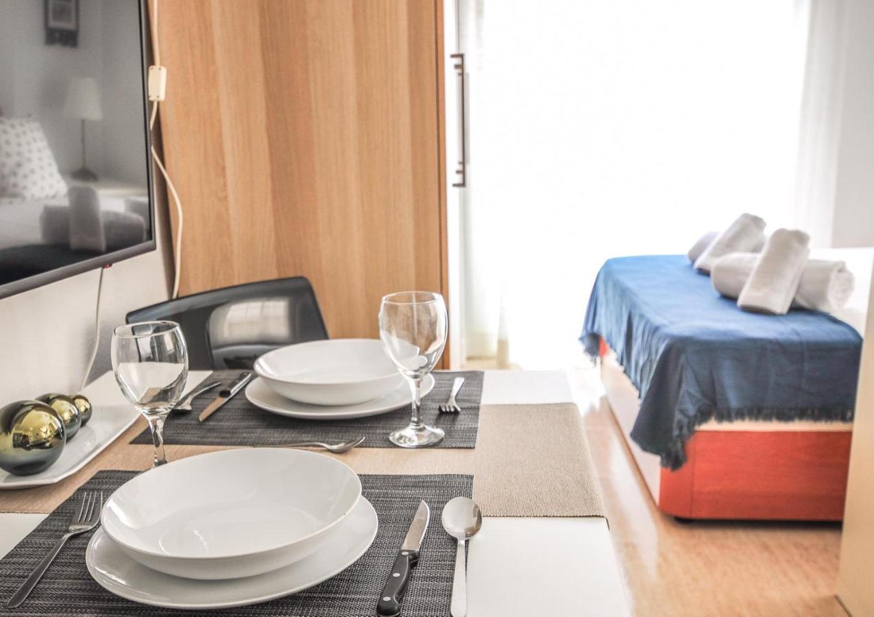 Appartement Holidays2Malaga Refino Studio High Speed Wifi Extérieur photo